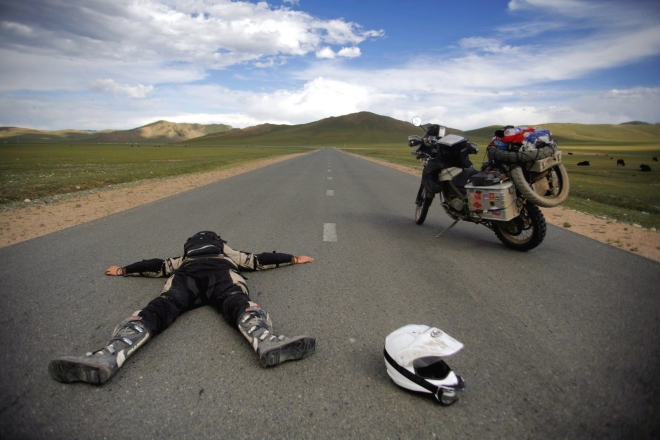 funny Mihai in Mongolia romanian men riders romanians